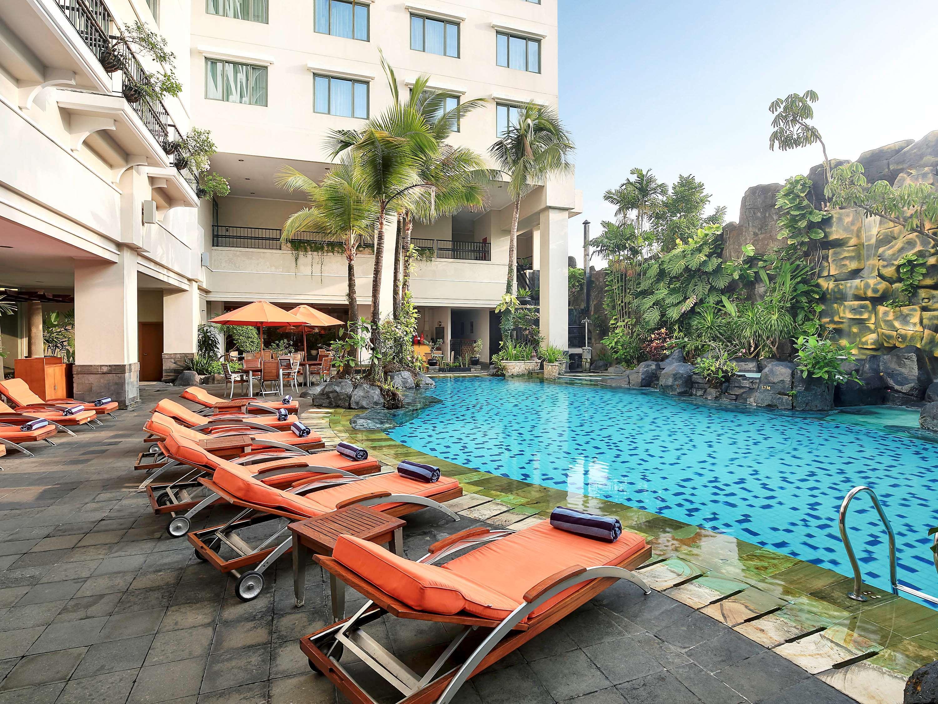 Kimaya Sudirman Yogyakarta By Harris Hotel Exterior foto